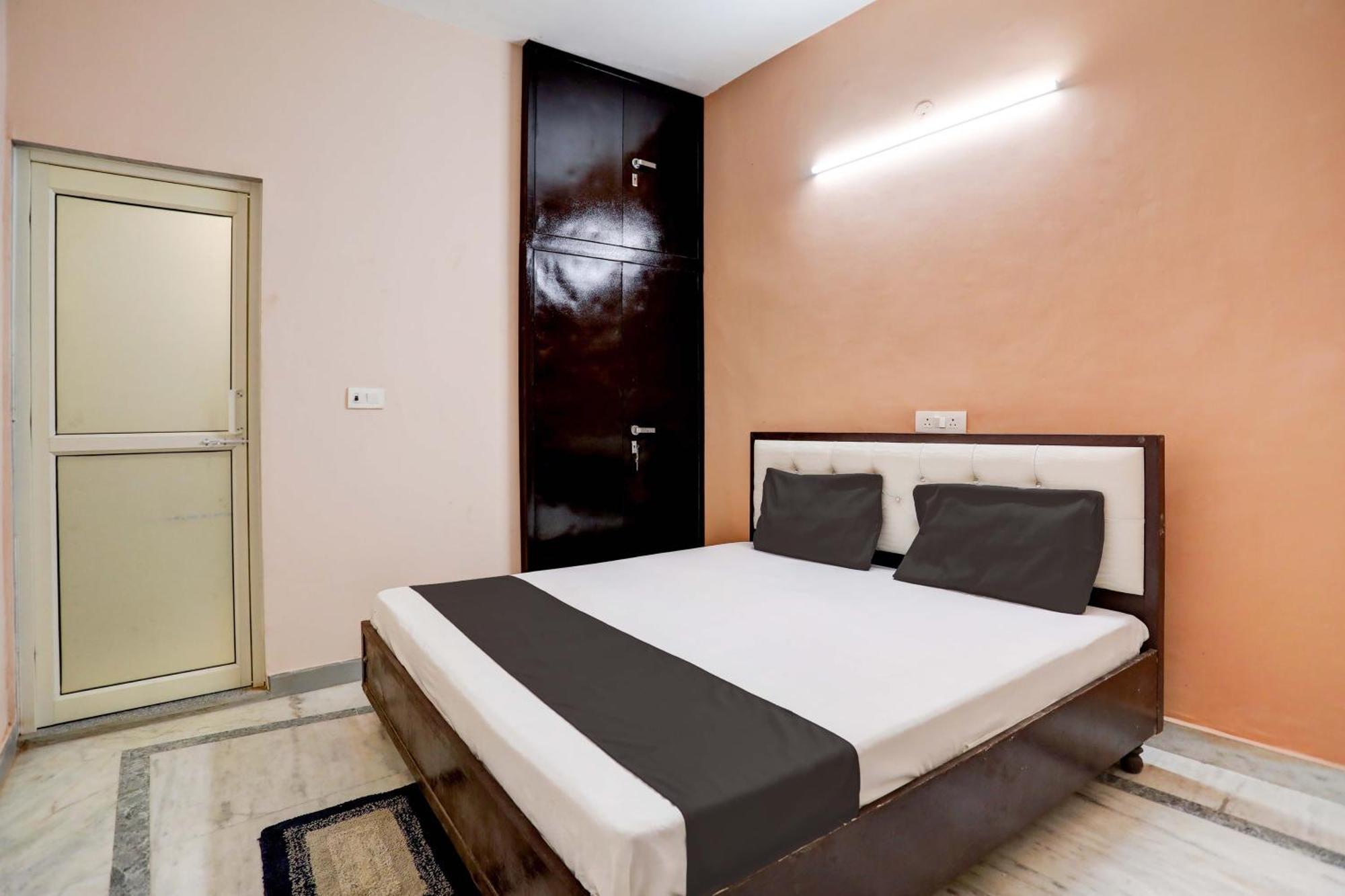 Hotel O Tilak Hotel 24 Sector 27 Near By Vinayak Hospital Gali No-6 诺伊达 外观 照片