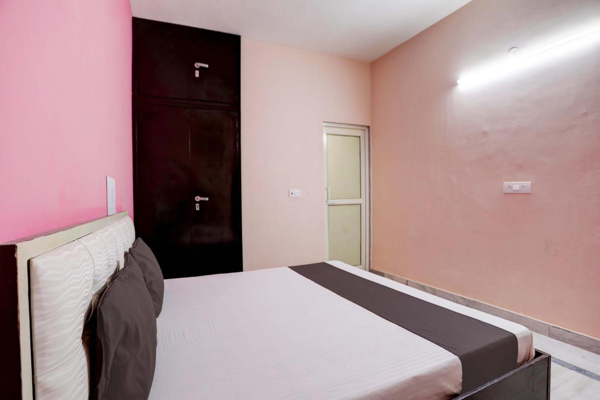 Hotel O Tilak Hotel 24 Sector 27 Near By Vinayak Hospital Gali No-6 诺伊达 外观 照片