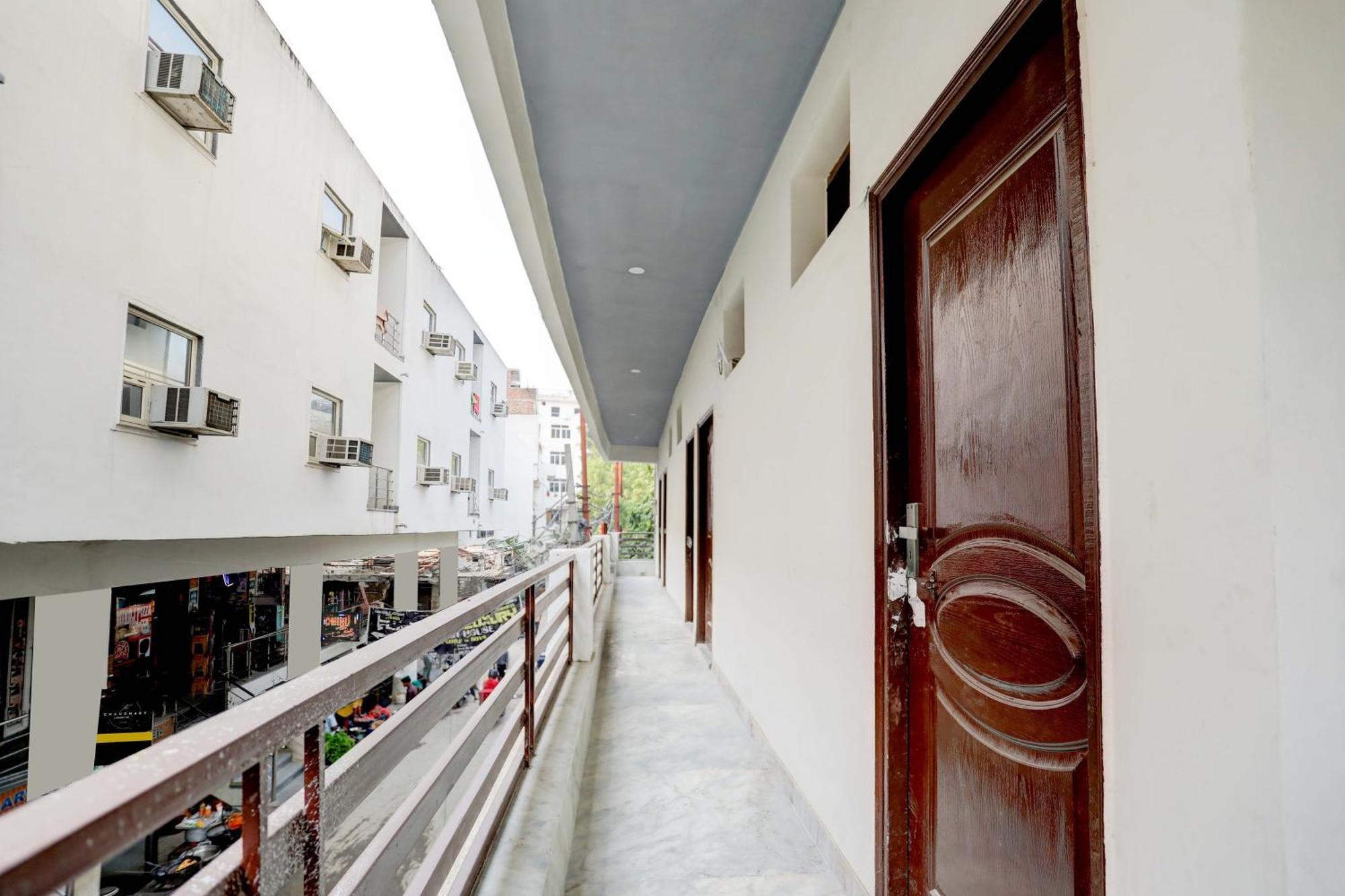 Hotel O Tilak Hotel 24 Sector 27 Near By Vinayak Hospital Gali No-6 诺伊达 外观 照片