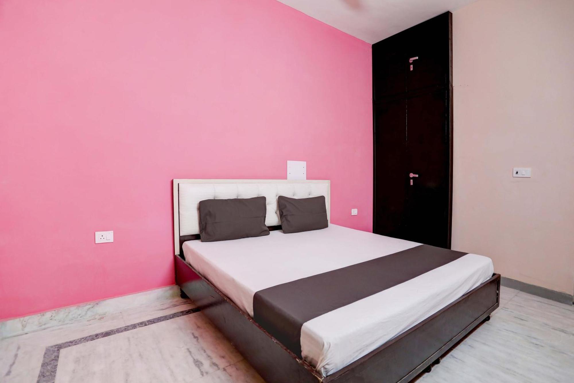 Hotel O Tilak Hotel 24 Sector 27 Near By Vinayak Hospital Gali No-6 诺伊达 外观 照片
