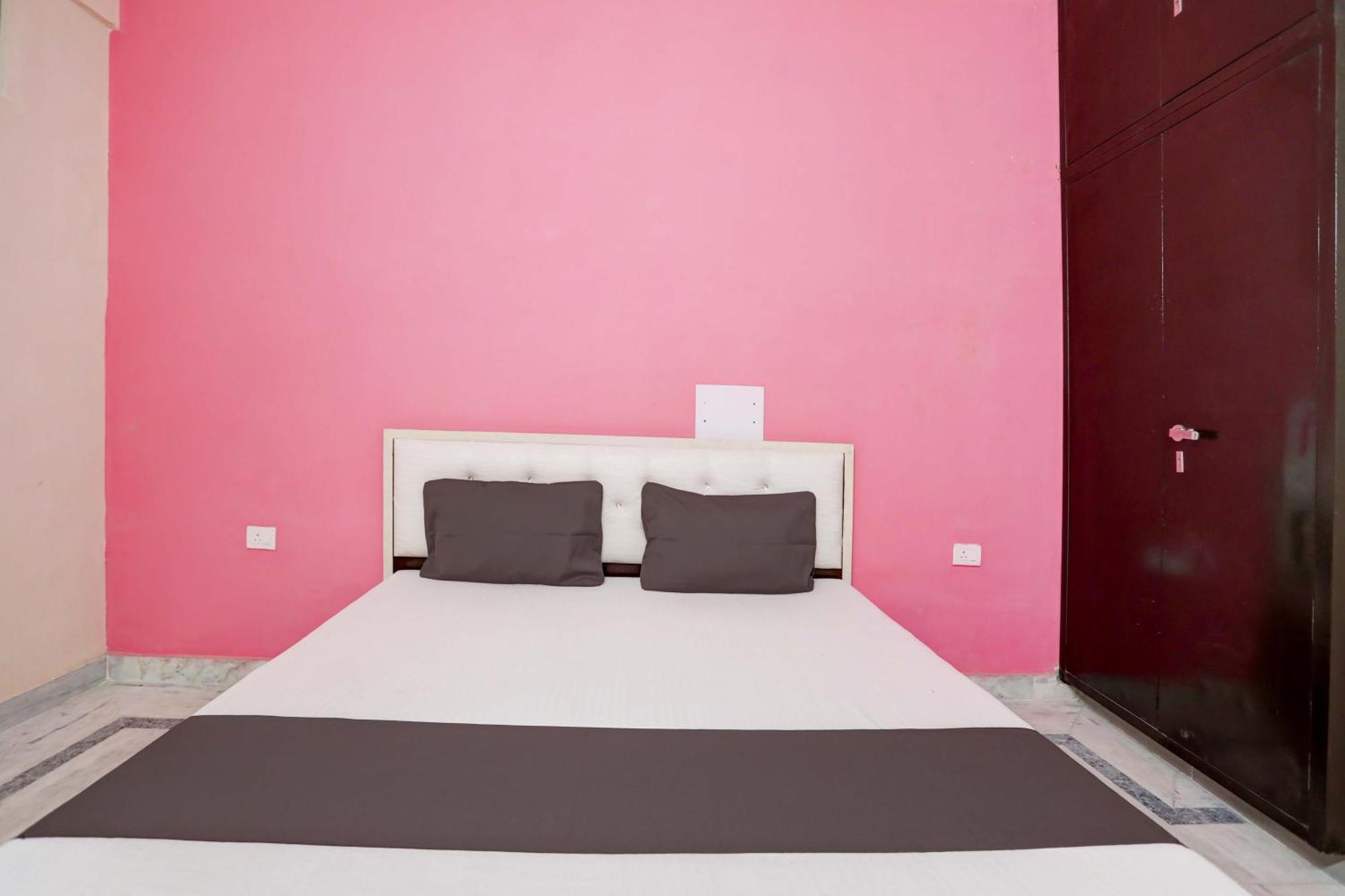 Hotel O Tilak Hotel 24 Sector 27 Near By Vinayak Hospital Gali No-6 诺伊达 外观 照片